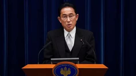 Japan’s NHK TV reports a loud explosion at a Japanese port during Prime Minister Fumio Kishida’s visit, but no injuries